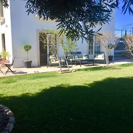 La Senhora Oliveiras 公寓 *