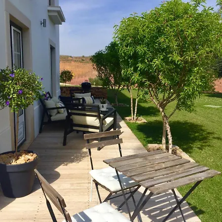 La Senhora Oliveiras Apartamento